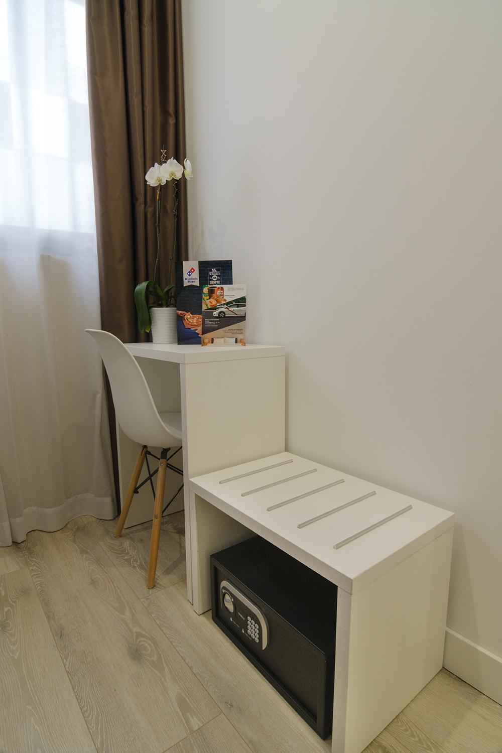 Hotel Bestprice Alegria Madrid Eksteriør billede