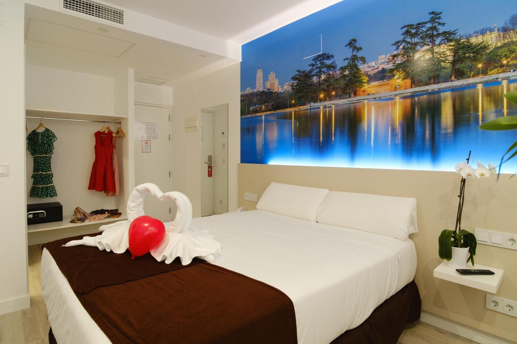 Hotel Bestprice Alegria Madrid Eksteriør billede