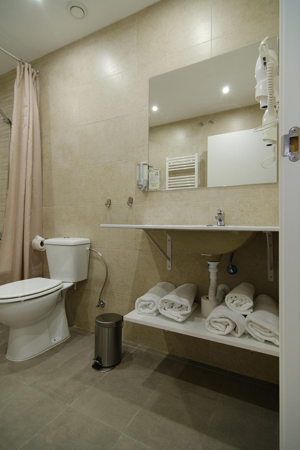 Hotel Bestprice Alegria Madrid Eksteriør billede