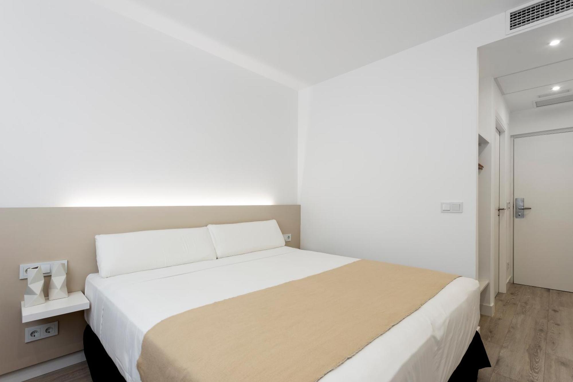 Hotel Bestprice Alegria Madrid Eksteriør billede